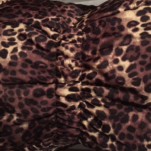 New Leopard Print Puffer Vest - Picture 5 of 7